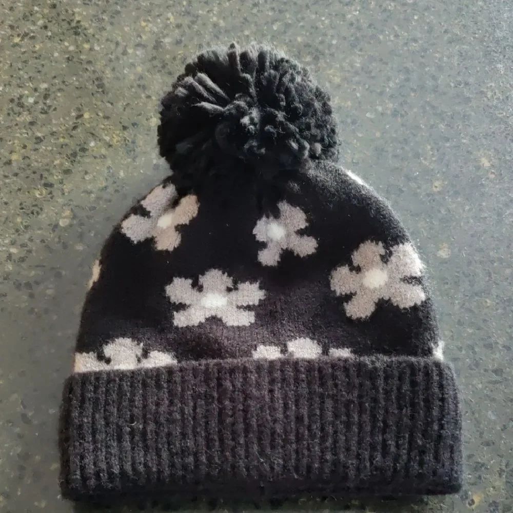 Nordstrom Black and White Floral Pom-Pom Beanie